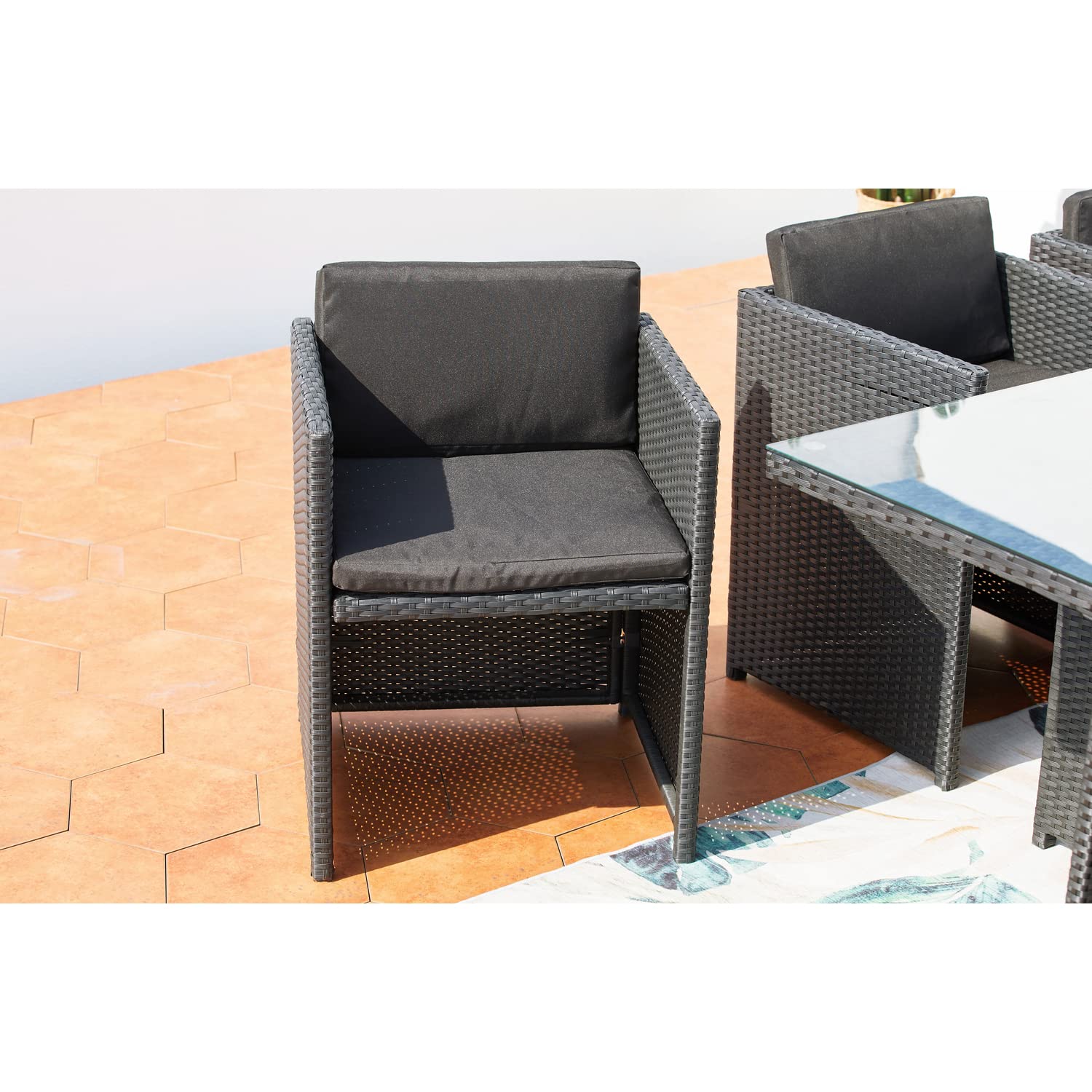 CONCEPT USINE Salon de Jardin Encastrable Miami Noir Coussins Noirs 6 Pers
