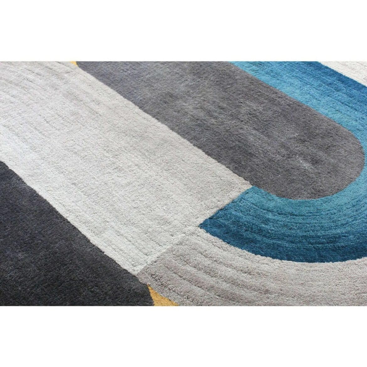 Tapis touffeté main en laine anti-bruit pour sol froid 120x180