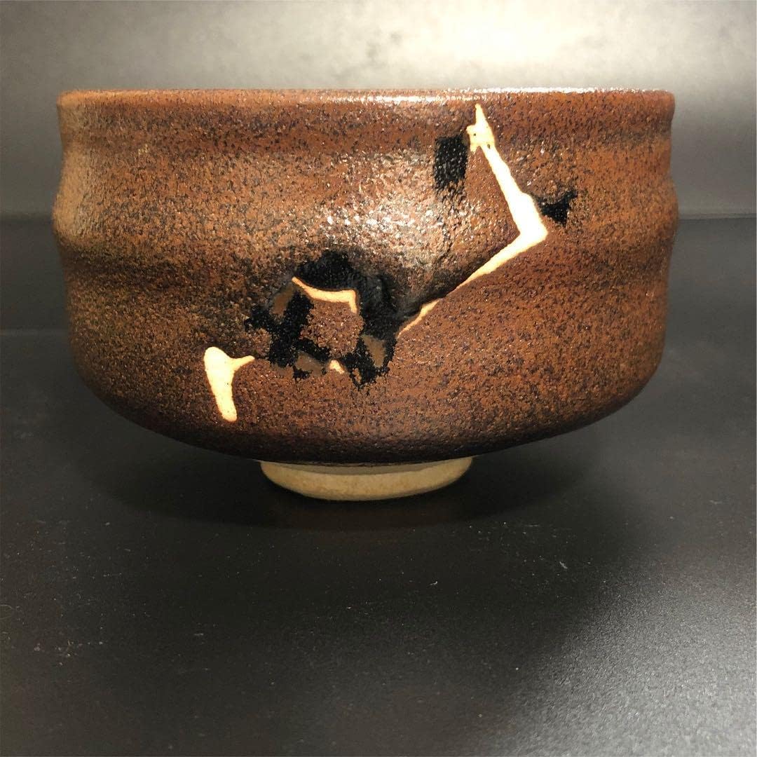 遺品整理◼️蔵からまた謎の古美術品の陶器が出て来ました。抹茶茶碗？茶道具？花道具？ Amazon.co.jp: 遺品整理蔵からまた謎の古美術品の陶器が出て来