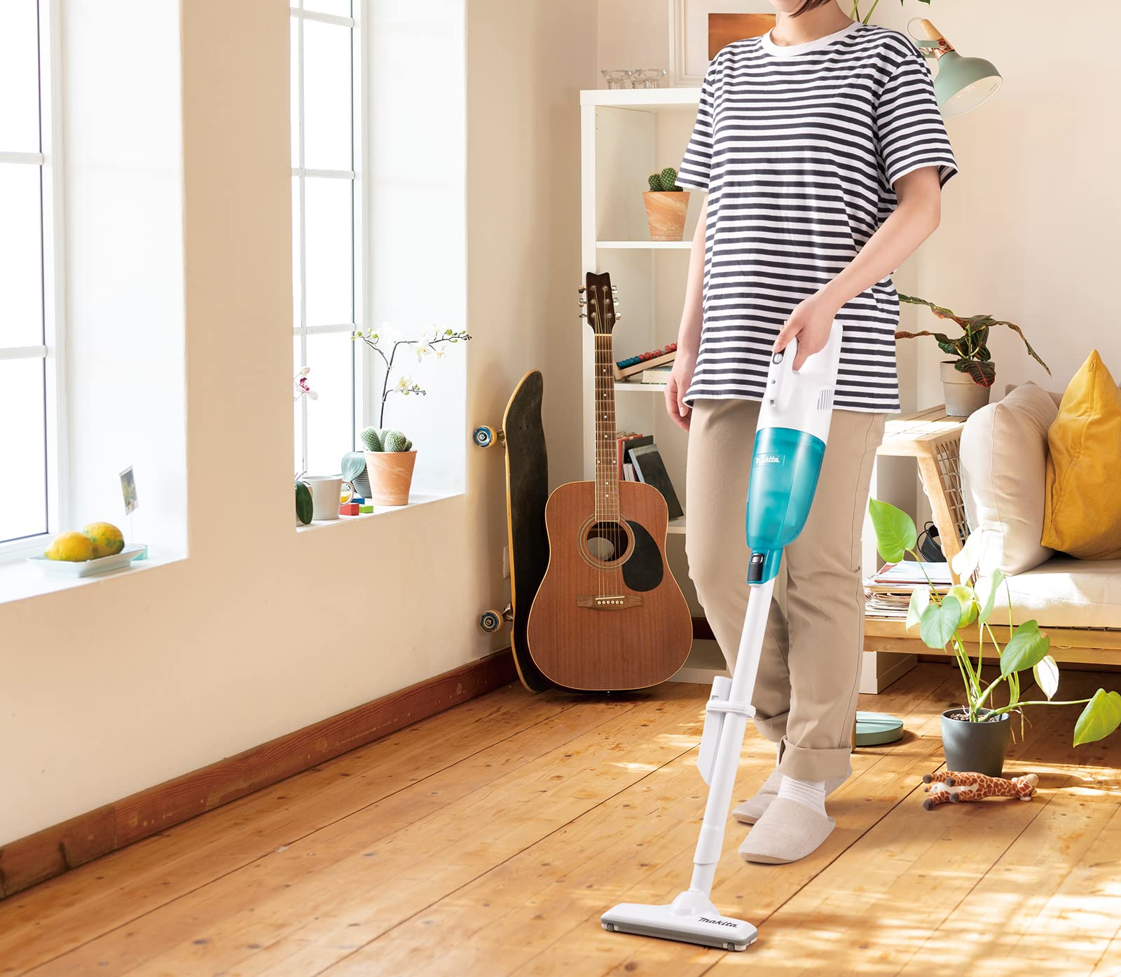 Makita CL117FDX2 Aspirateur Li-Ion 12V Max avec Chargeur et Batterie