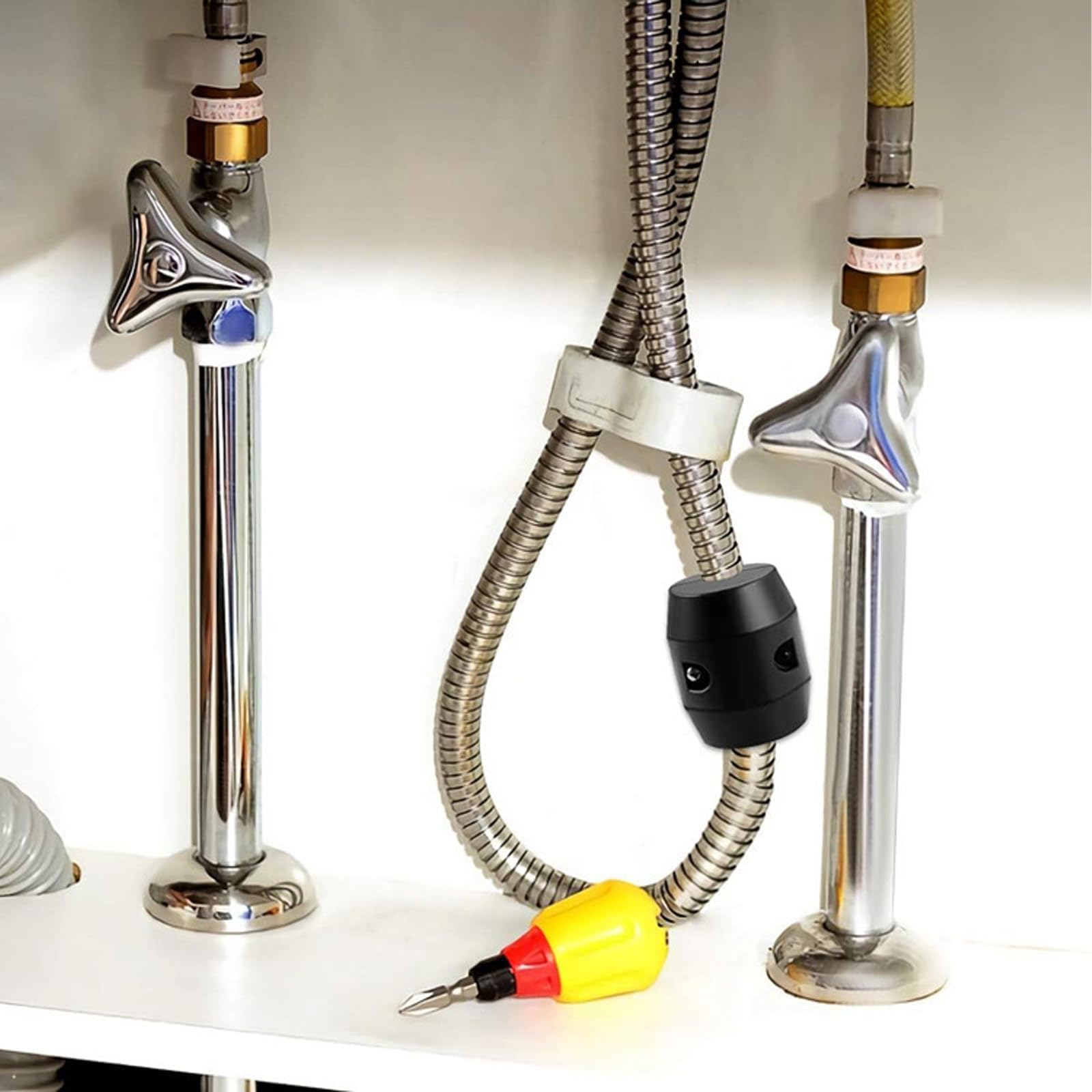 Peso de la Manguera de la Cocina, Negro Sacar Grifo Peso Gravedad Bola con Tornillos, Manguera de Bola Pesada se Adapta a Mayoría de Mangueras de Grifo