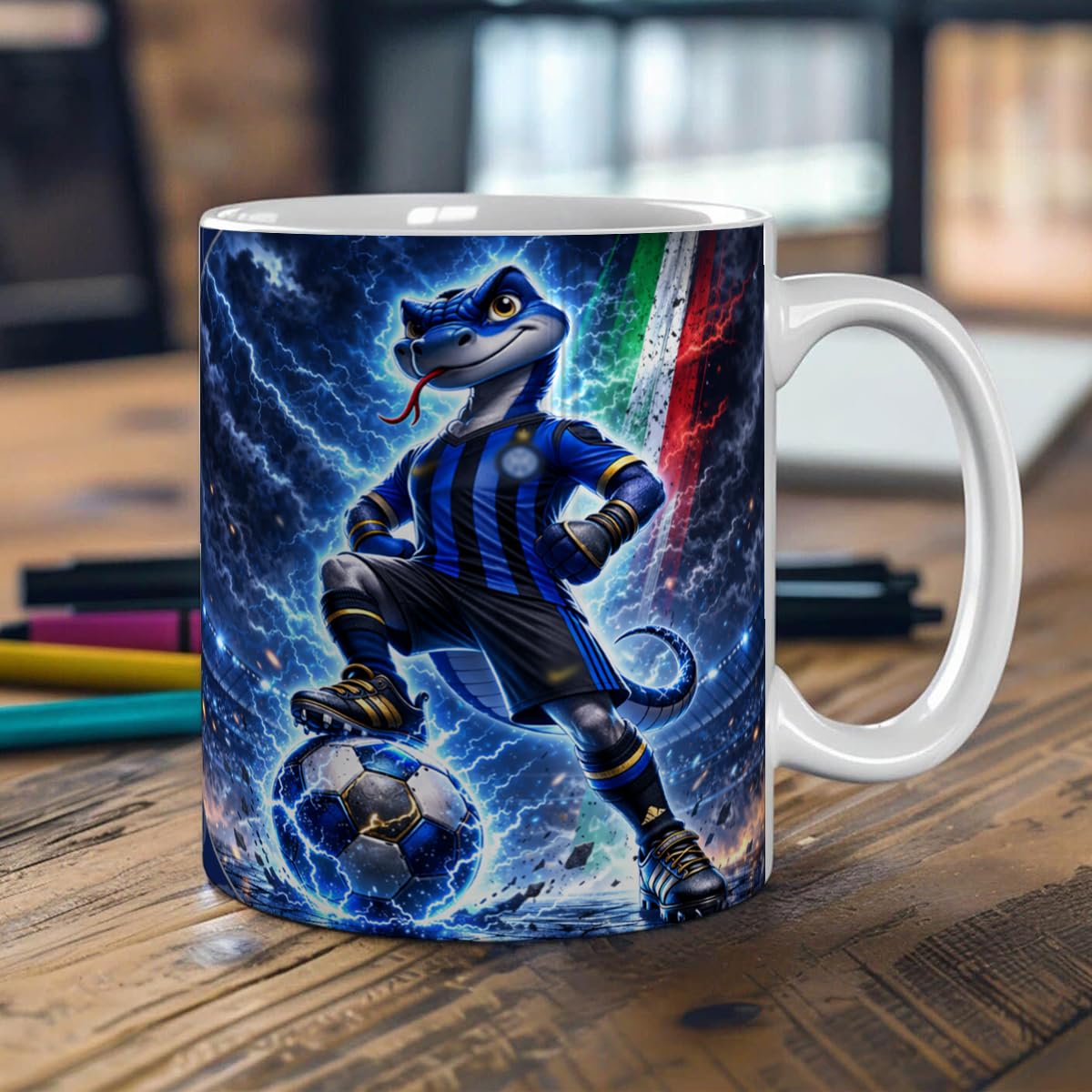 Tazza in Ceramica Tifoso Inter Nerazzurro con Mascot Serpente Calcio, Personalizzabile con Nome, Idea Regalo Uomo Donna, Gadget Sport Casa Ufficio Colazione