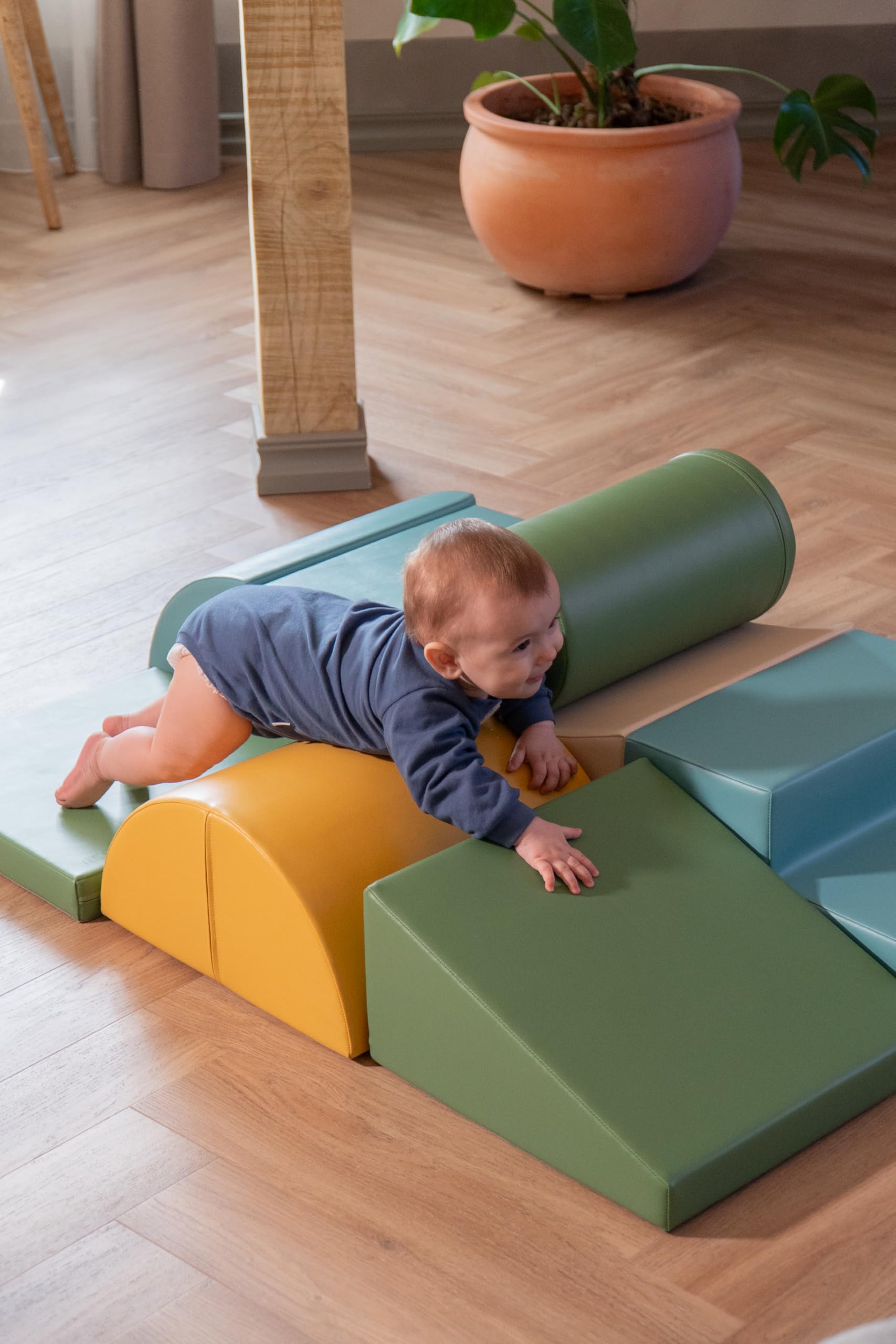 IGLU SOFT PLAY Adventurer 8-teiliges Kletterset (Pastel Sea) | Firm Step Schaumstoff | Veganes Leder | CE-zertifiziert | Fördert Klettern & Motorik | Leicht zu Reinigen | Leicht