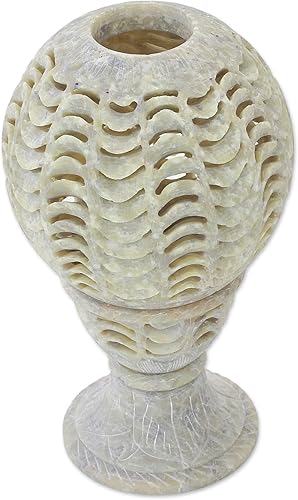 Miniatura 3 de NOVICA Candelabro decorativo de esteatita