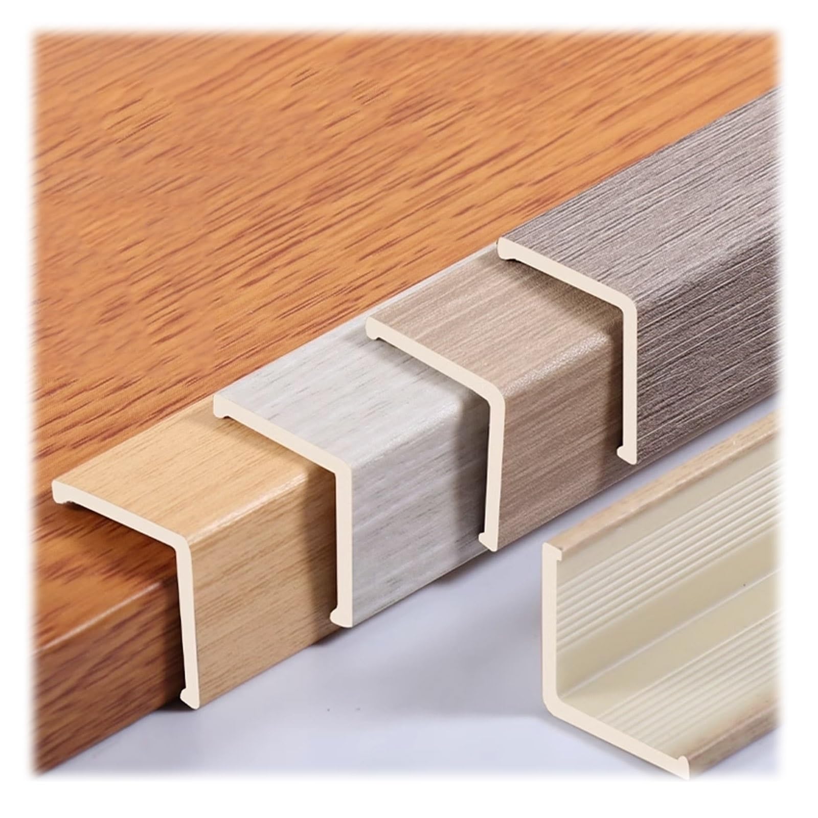 Wand-Eckenschutz PVC Kunststoffwinkel – Selbstklebende L-Profil Kantenschutzleiste in Holzoptik, Multifunktionaler Schutz für Wohnzimmer, Wände & Kanten(Yellow Wood,3.0cmx2.7m(WxL))