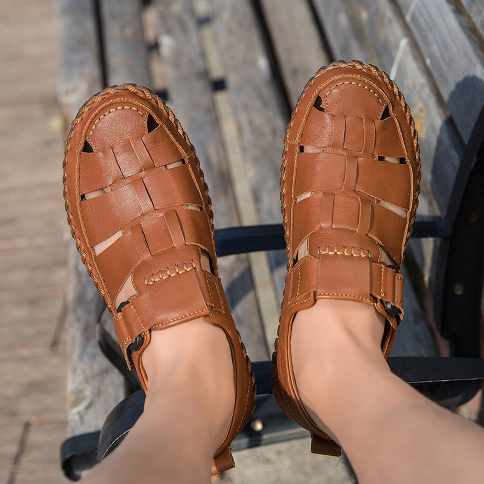 Scarpe Donna Eleganti estive Chiuse - Sandali Bassi Donna Color Cuoio | Bassi pianta larga Scarpe antiscivolo Leggeri e Comodi sandali slip on facili da mettere Sandalo casual da Esterno
