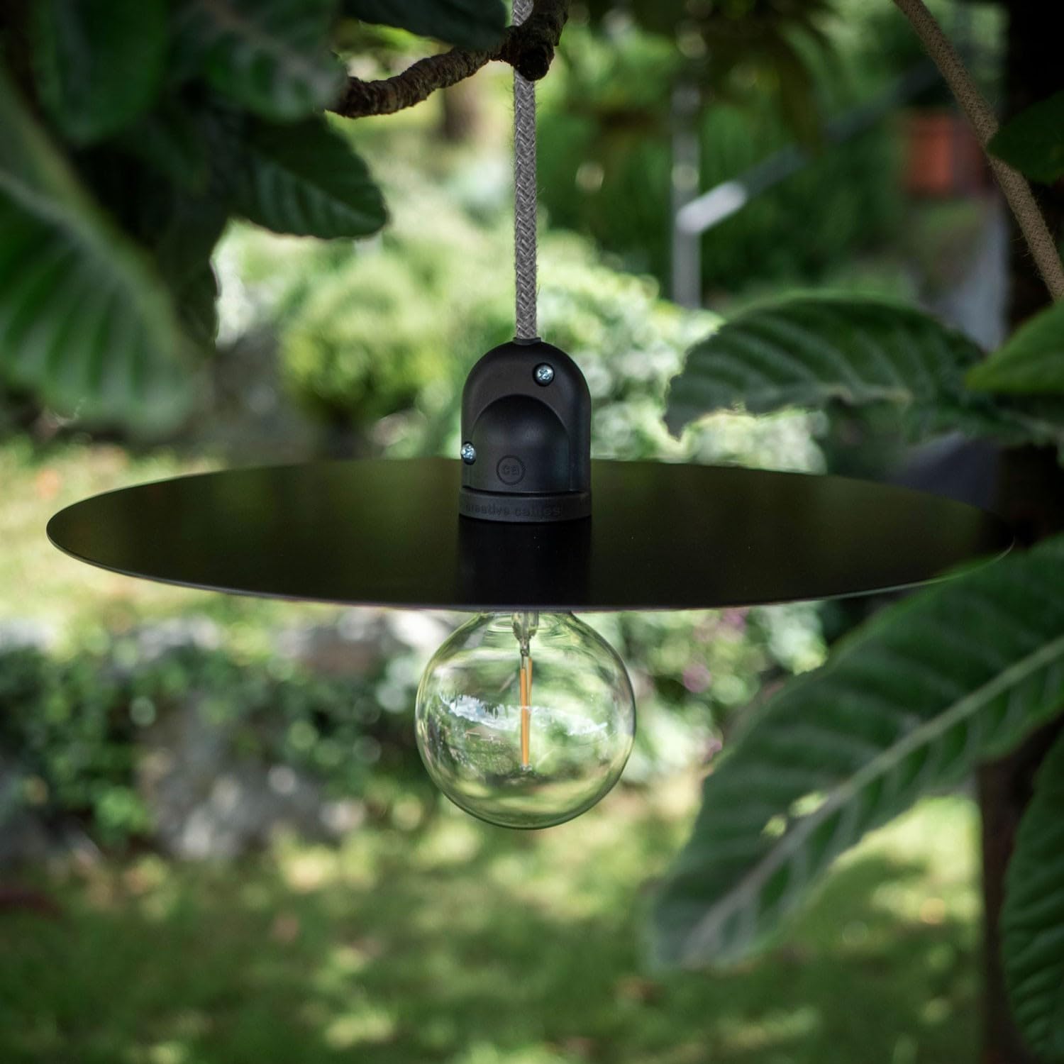 creative cables EIVA Lampada a Sospensione per Paralume da Esterni con 1,5 m Cavo Tessile, rosone e portalampada IP65 Resistente all'Acqua - Nero