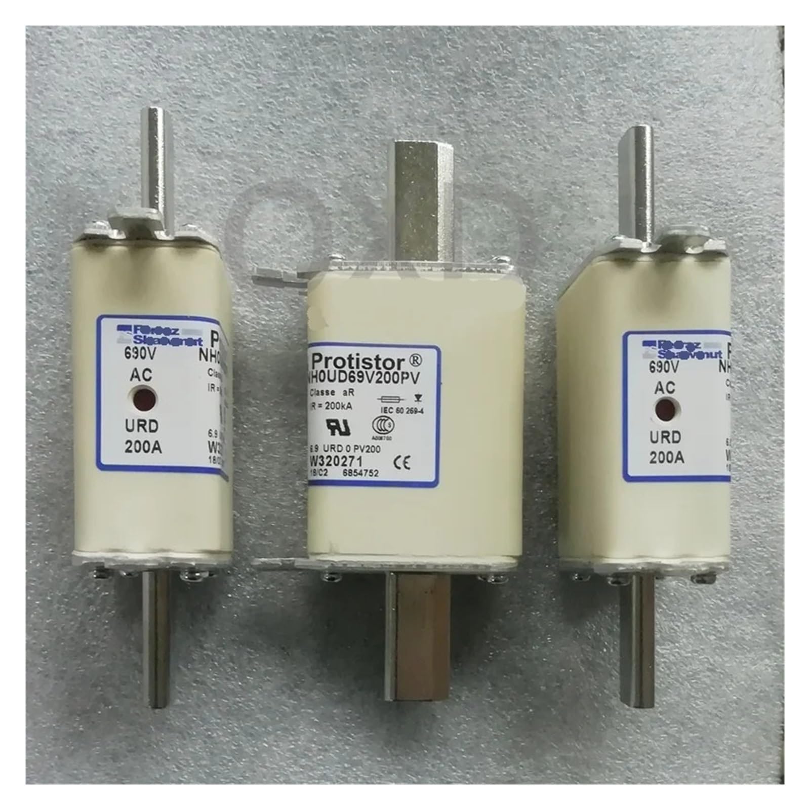 Fusible NH0UD69V40PV cartouche taille 0 pour sectionneur industriel