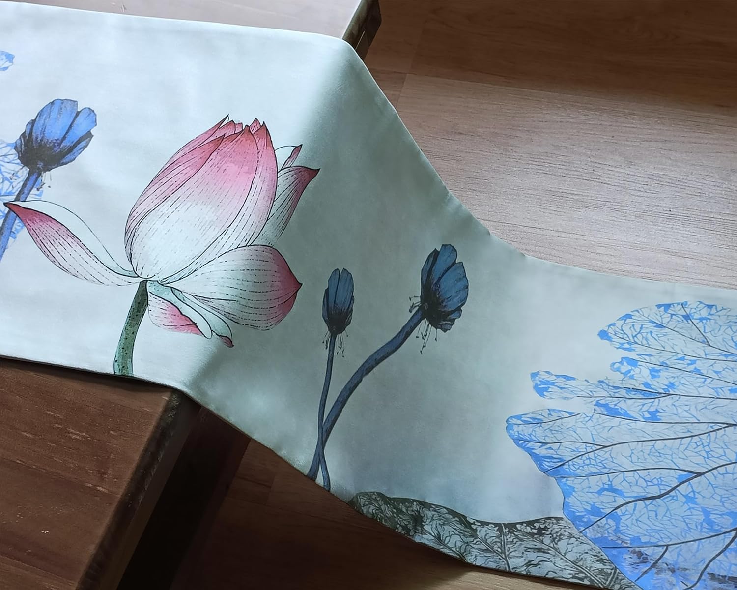 Decorative Waterproof Linen Fabric Table Runner Lotus Handmade Table Cloth