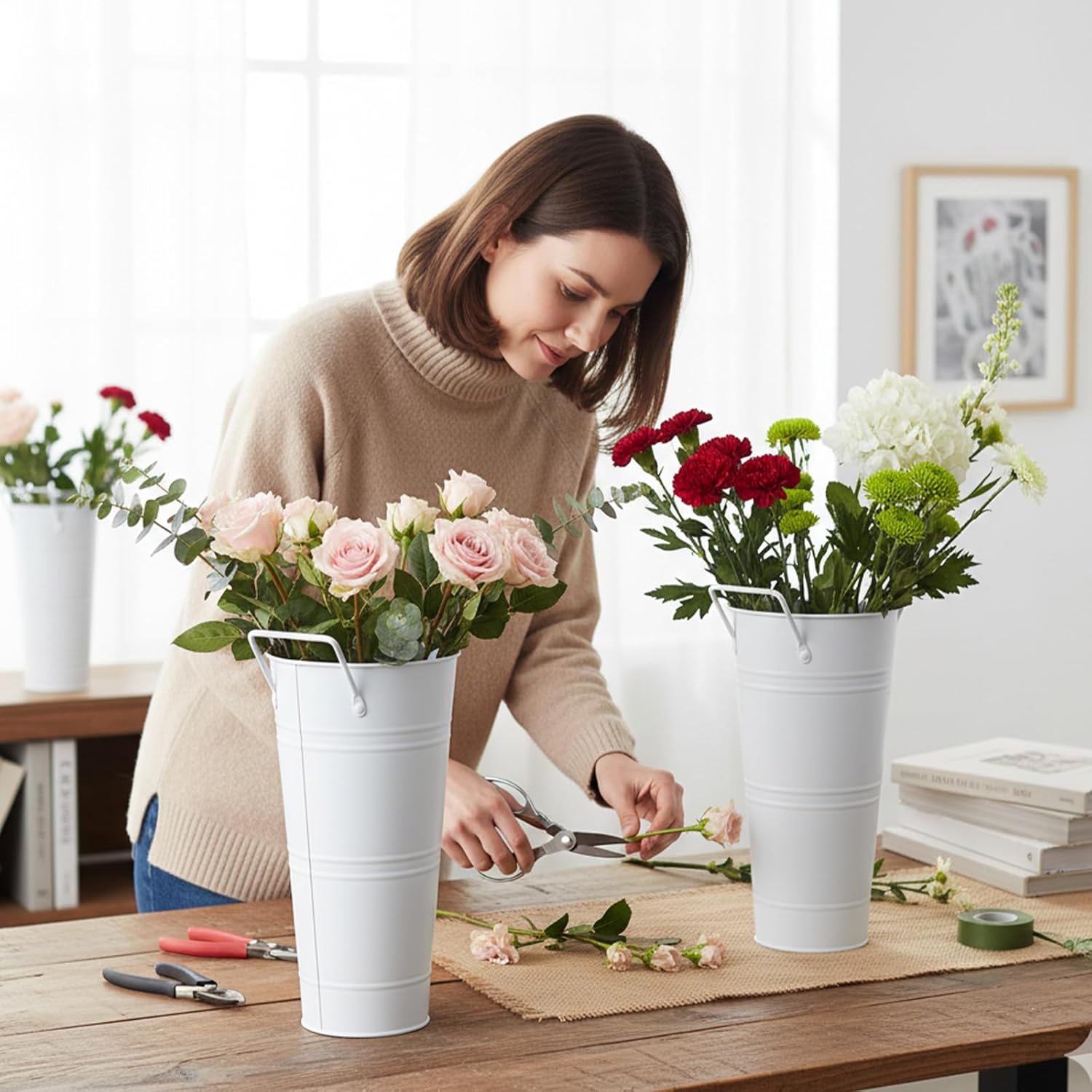 8 Pcs 9 Inch High Galvanized Flower Bucket, Metal Flowers Vases with Handles White Vintage French Farmhouse Flower Holder for Cut Flowers, Wedding, Table Centerpiece Decor（4.3 Inch Wide）