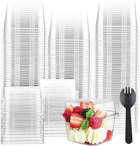 Tanlade Paquete de 100 Vasos de Postre Transparentes de 8oz con Tapas y Sporks Vasos Cuadrados de Plástico Desechables Parfait para Budín de Plátano