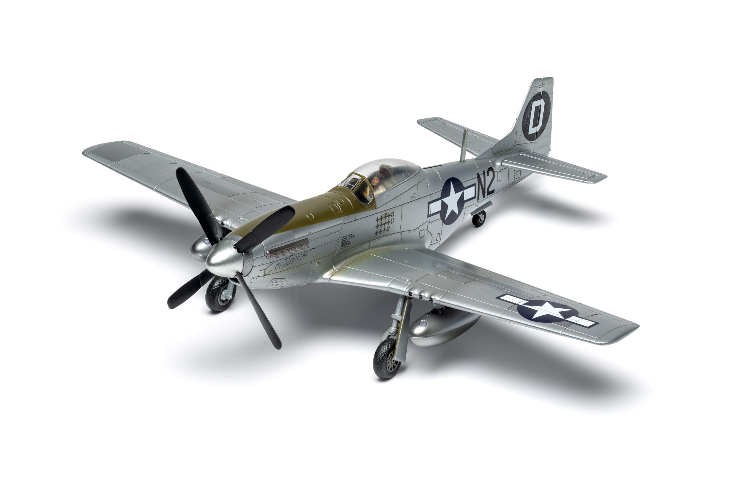 Zestaw startowy Airfix – A55013 North American P-51D Mustang Model Building Kit – plastikowe modele samolotów dla dorosłych i dzieci od 8 lat. Zestaw zawiera wypraski, kalkomanie