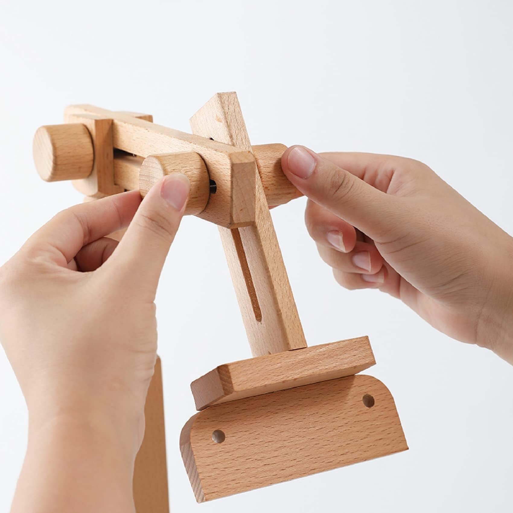 Este Soporte de Madera Ajustable para Bordar, Ideal para Trabajos de Punto de Cruz y Otras labores de Aguja.