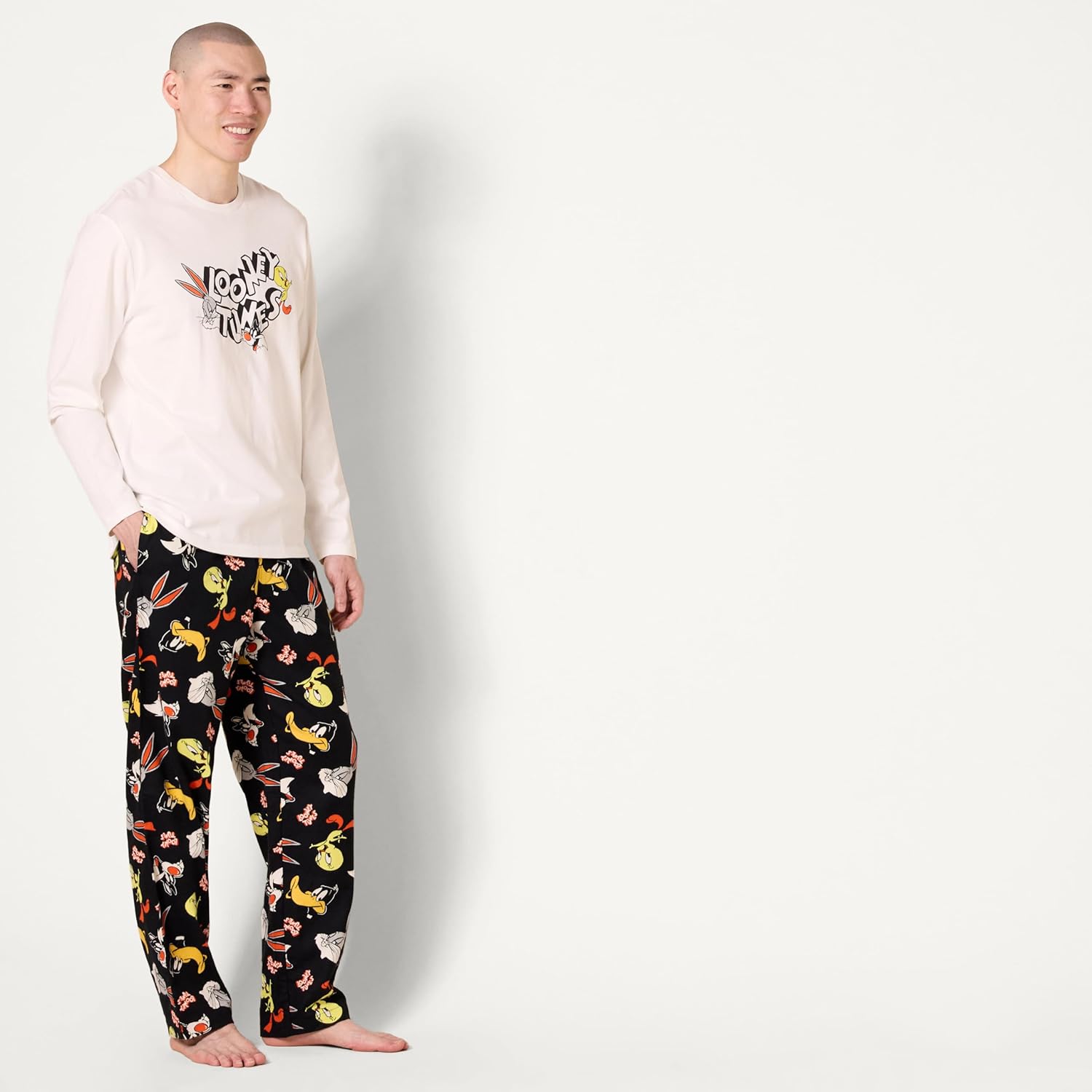 Amazon Essentials Men's Flannel Pant and Long-Sleeve T-Shirt Pajama Set - Image 2