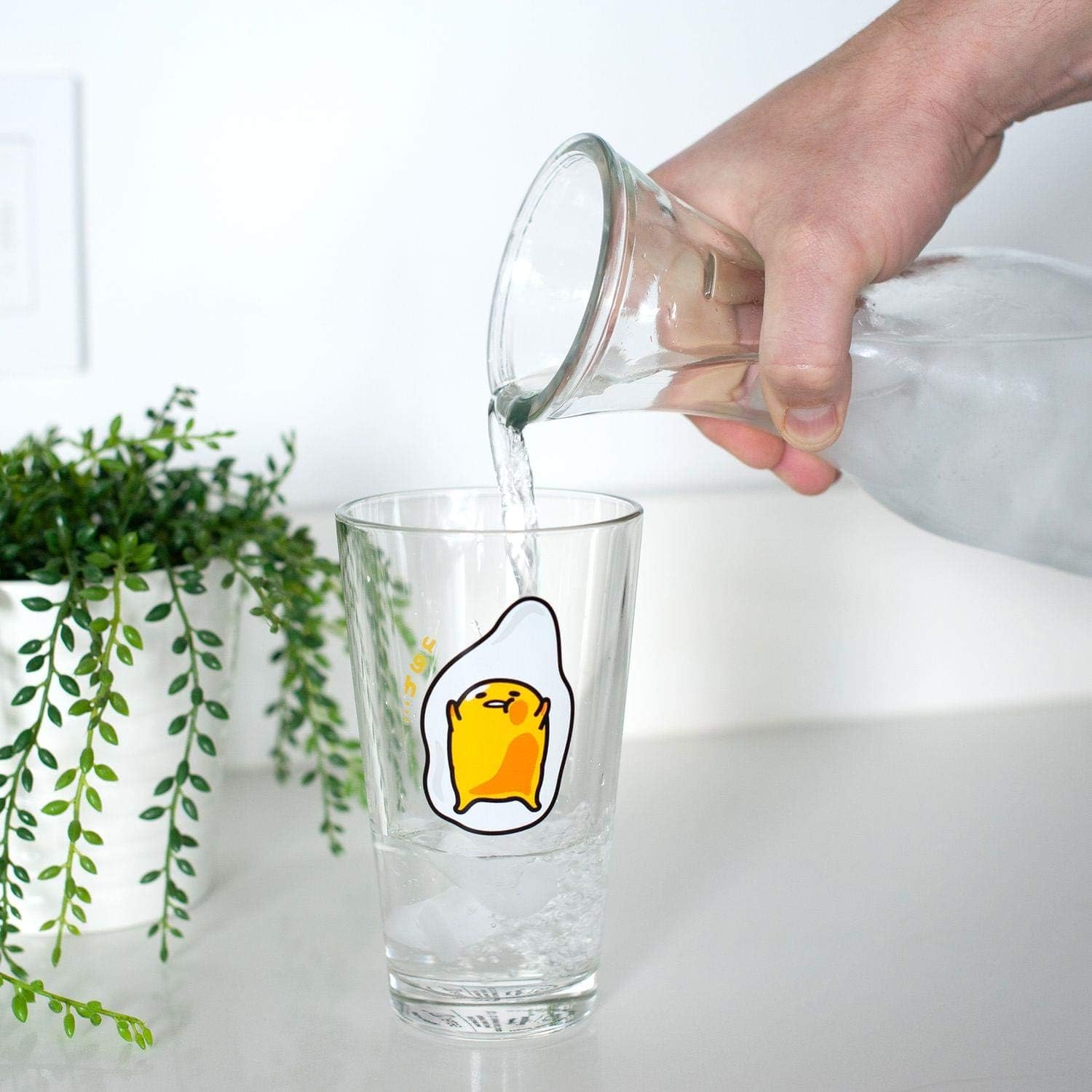 Seven20 Official Gudetama The Lazy Egg Pint Glass | Features Gudetama's Front in a Cute Lazy Style | 16 Oz. Cup