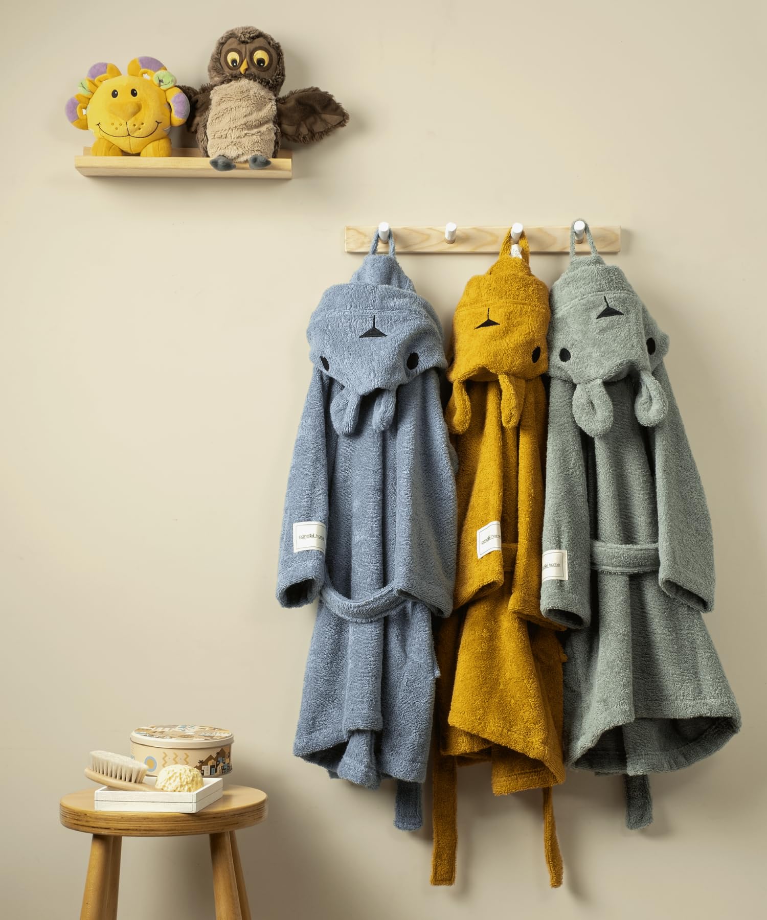PandaHome Bademantel Kinder, Kinderbademantel für Jungen und Mädchen aus 100% Baumwolle, Morgenmantel mit Kapuze, Schnelltrocknend Weich Saugstark Bademäntel 400 g/m²