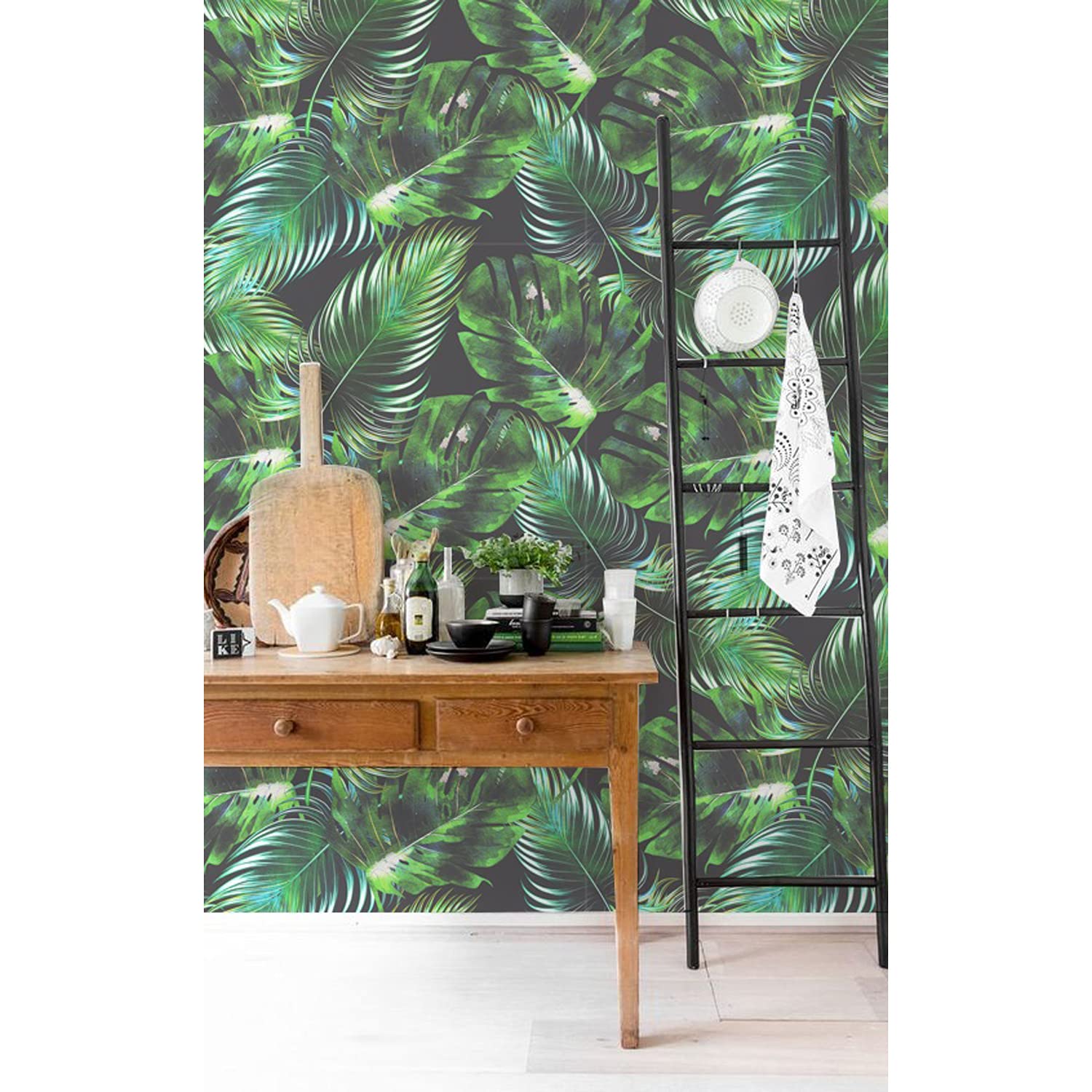 Papier peint tropical exotique pour créer une ambiance jungle chic dans votre salon