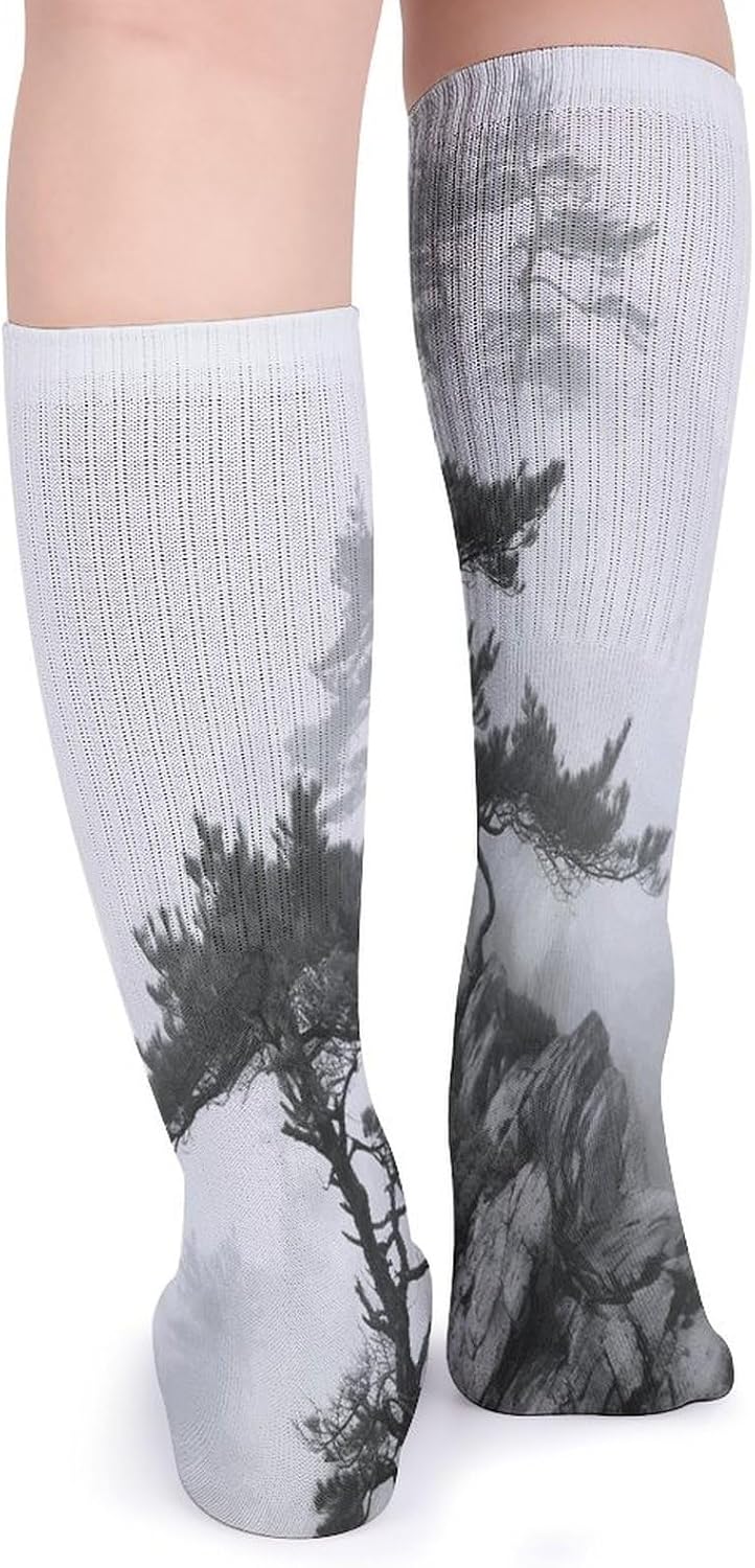 Foggy Mountain Pine Tree Stocking - Cute Casual Long Athletic,Crew Sock for Men Women,Running Socks Soft Breathable for Gift