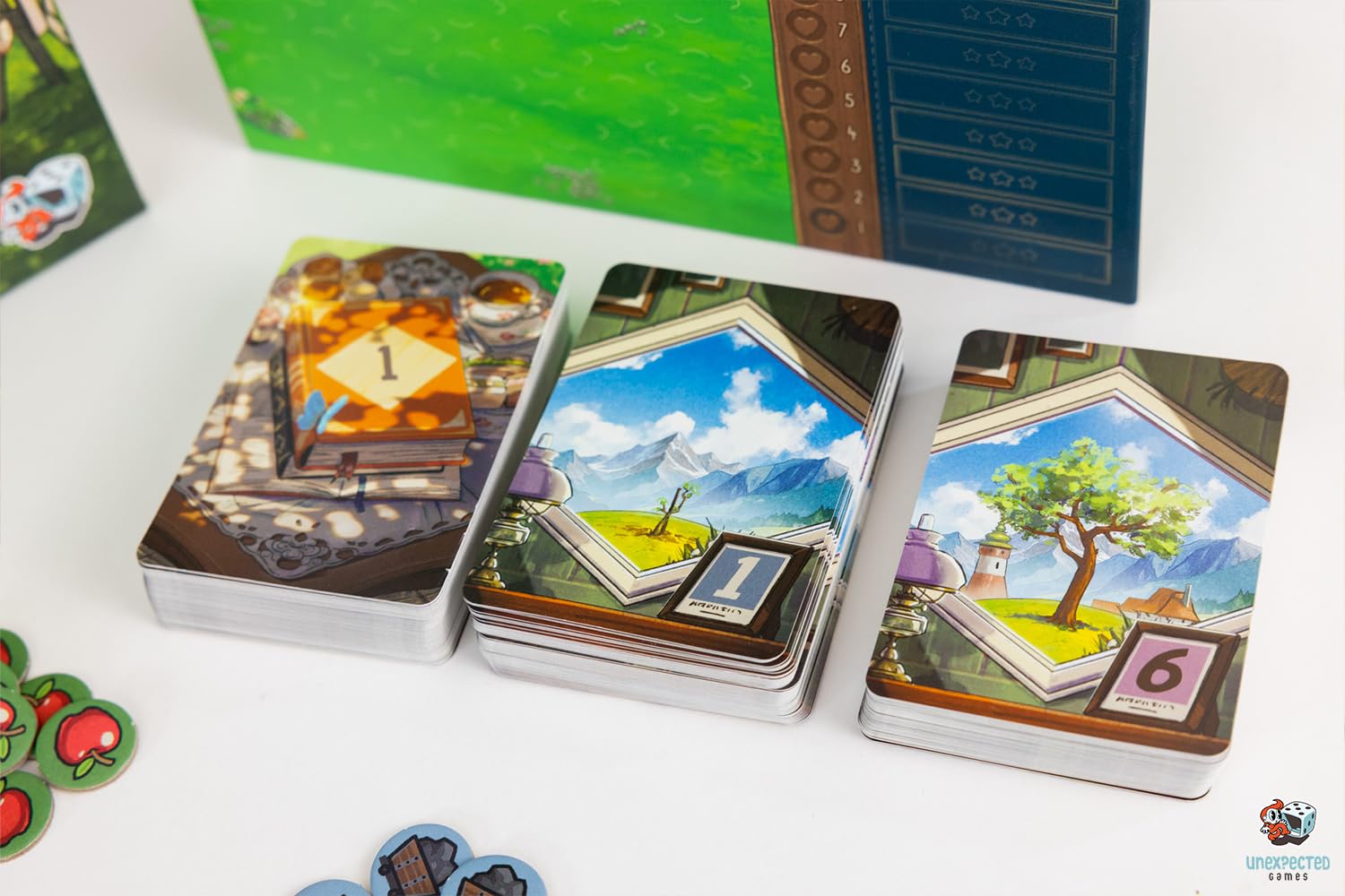 Asmodee Cozy Stickerville Juego de mesa familiar, a partir de 8 años, 1–6 jugadores, 30–45 minutos de duración