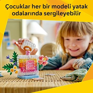LEGO Creator 3’ü 1 Arada Çiçekli Dekoratif Parfüm Şişesi 31383-8 Yaş ve Üzeri Çocuklar için Renkli Etiketler ve Smoothie Menüsü İçeren Yaratıcı Oyuncak Yapım Seti, Hediye Fikri (286 Parça)