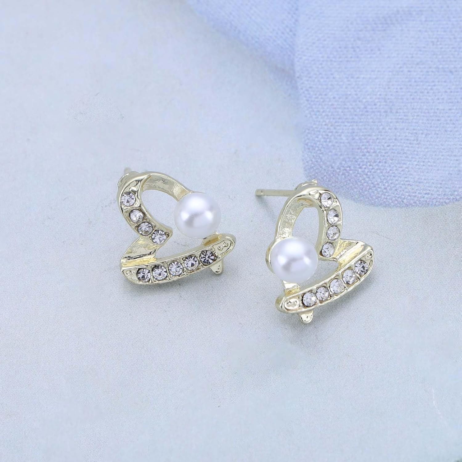 Bohemian Crystal Heart Stud Earrings Gold Hollow Cz Heart Earrings Small Heart Pearl Earrings Minimalist Heart Pearl Earrings Jewelry for Women - Image 4