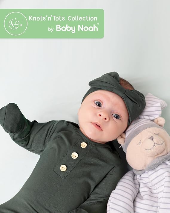 Baby Noah Newborn Knotted Gown Set with Hat and Headband, Soft Tie Bottom Newborn Sleepers for Baby Girl Boy (2 Packs)