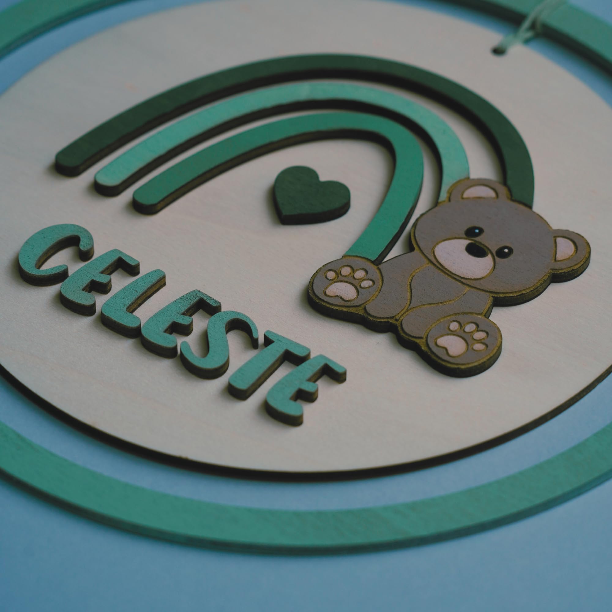 Decorazione Personalizzata da Parete per Bambini, Orsetto con Arcobaleno, Targa in Legno per Cameretta, Regalo Nascita e Battesimo, Fiocco nascita fatto a Mano