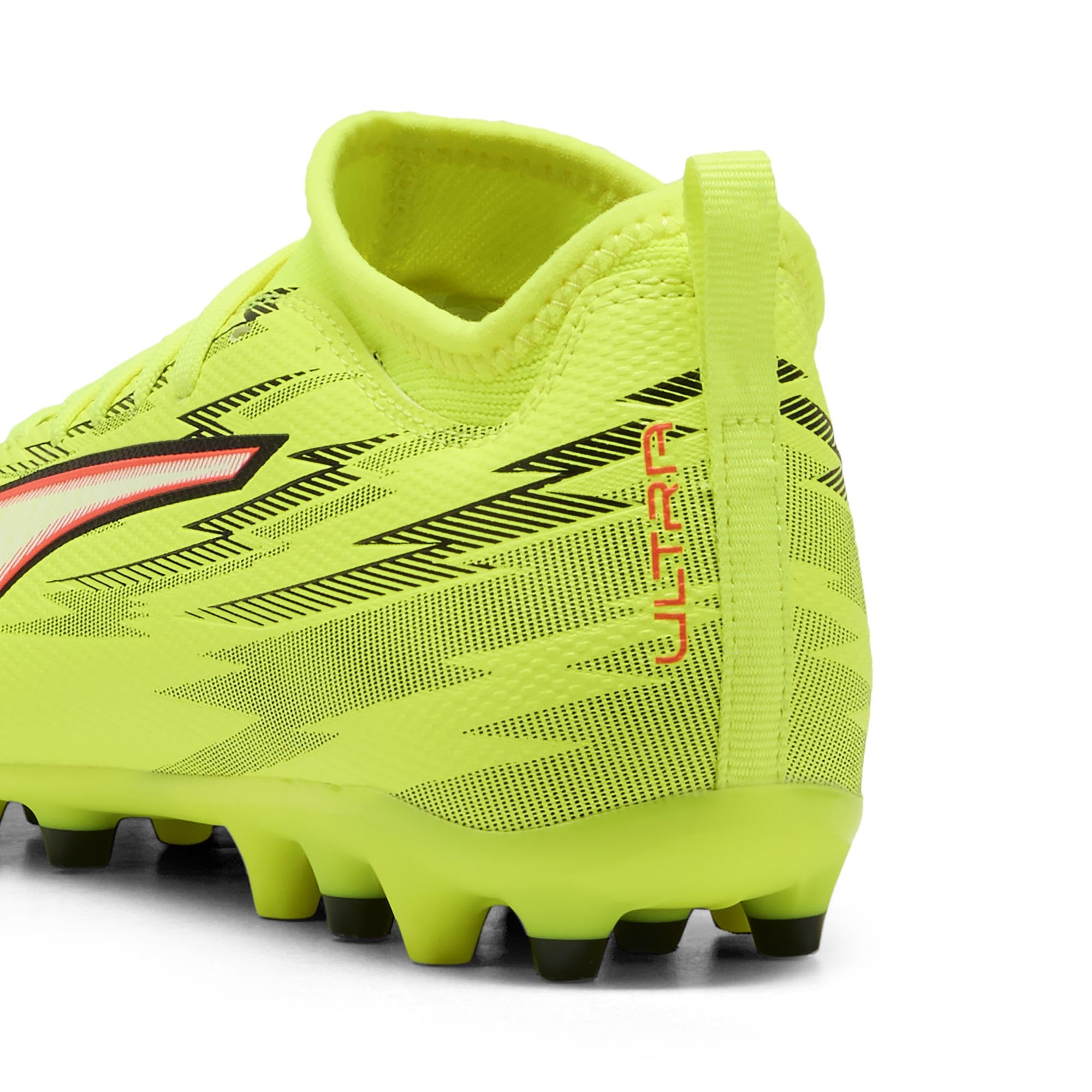 PUMA Unisex Kinder Ultra 6 Match Mg Jr Fussballschuh