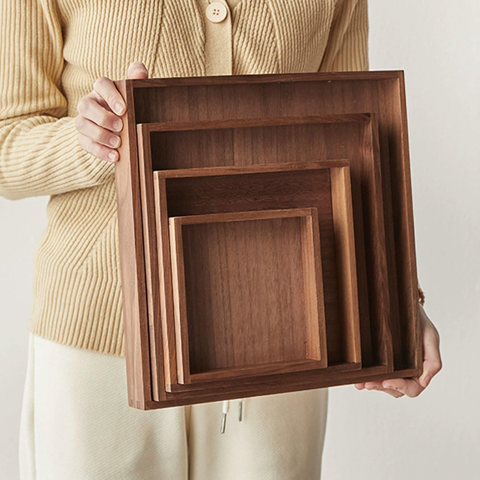 HUHJYUGE Bandeja Madera Rectangular Rustica, Bandeja de Madera con Asas, Bandeja de Madera para Servir Comida, Bandeja de Cocina para Desayuno, Bebidas, Aperitivos (Square/30cm)