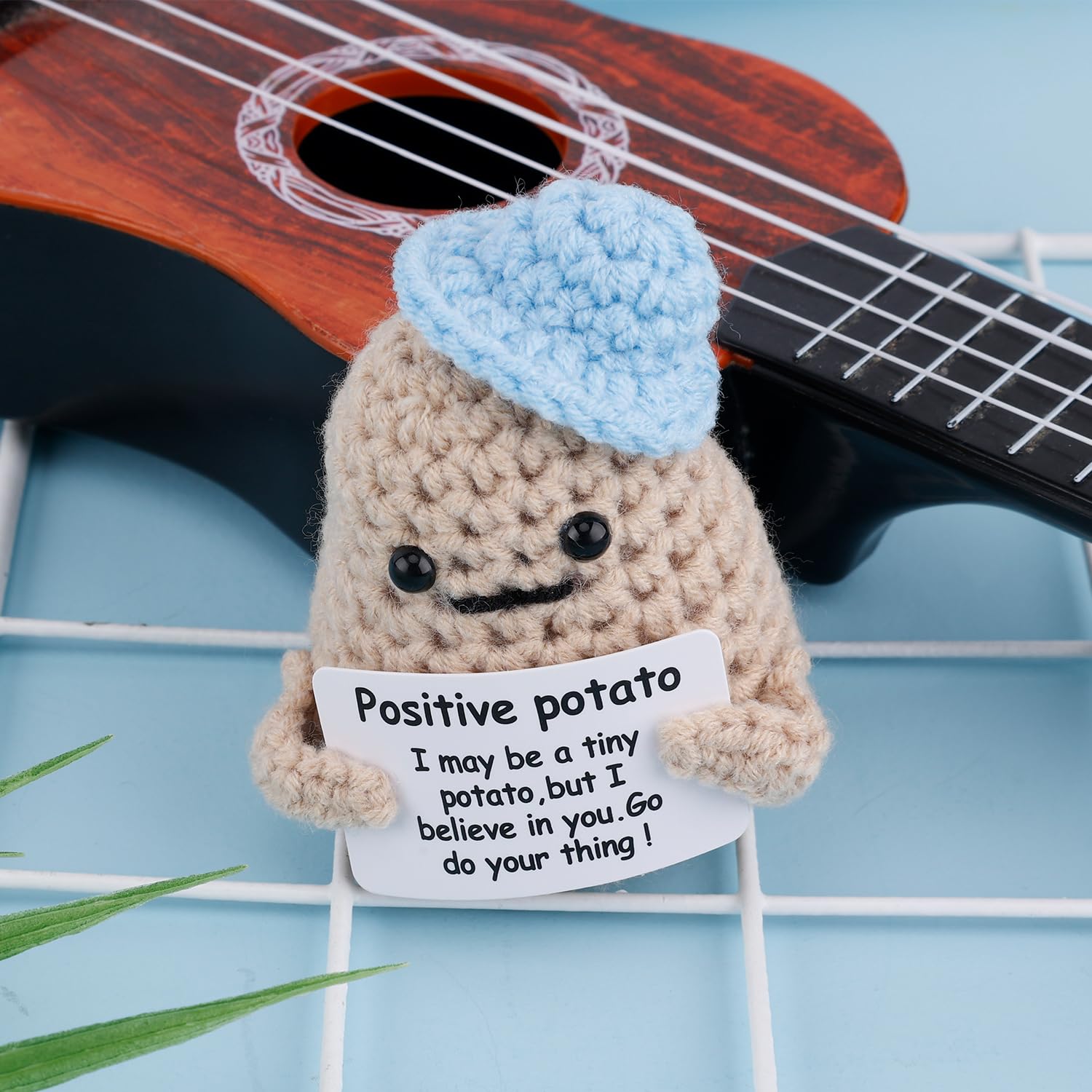 Positive Potato Gehäkelte Kartoffelpuppe Braun Mit Motivationskarte - 8x7 Cm, Emotionaler Support, Süßes Geschenk