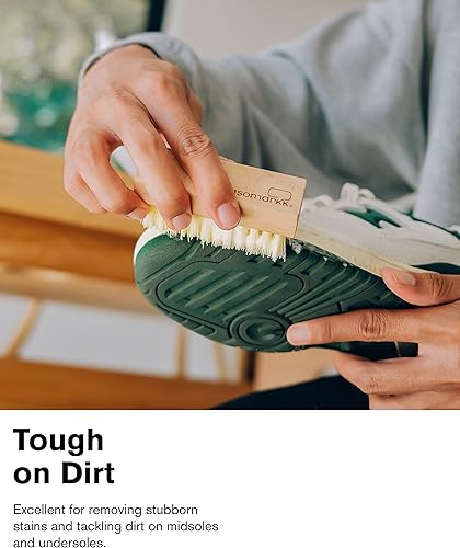 Miniatura 5 de Jason Markk Cepillo de limpieza estándar, mango de madera hecho a mano, cerdas sintéticas, resistente a las manchas difíciles y la suciedad en las