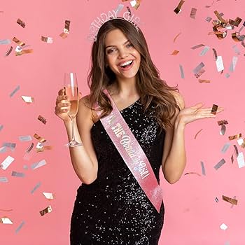 mi.hi♡ti  Amazon.com: Fenyor7i Birthday Gifts for Women - 'It's Me. Hi