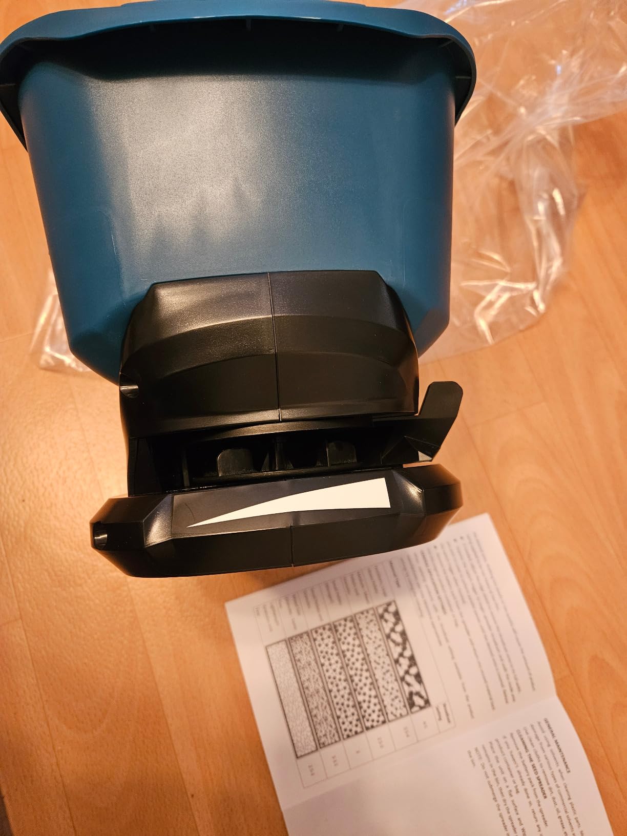 Akku Düngerstreuer Handgerät - 3,3L Tragbar Mit 6 Stufen & 800m² Reichweite Für Rasen & Garten