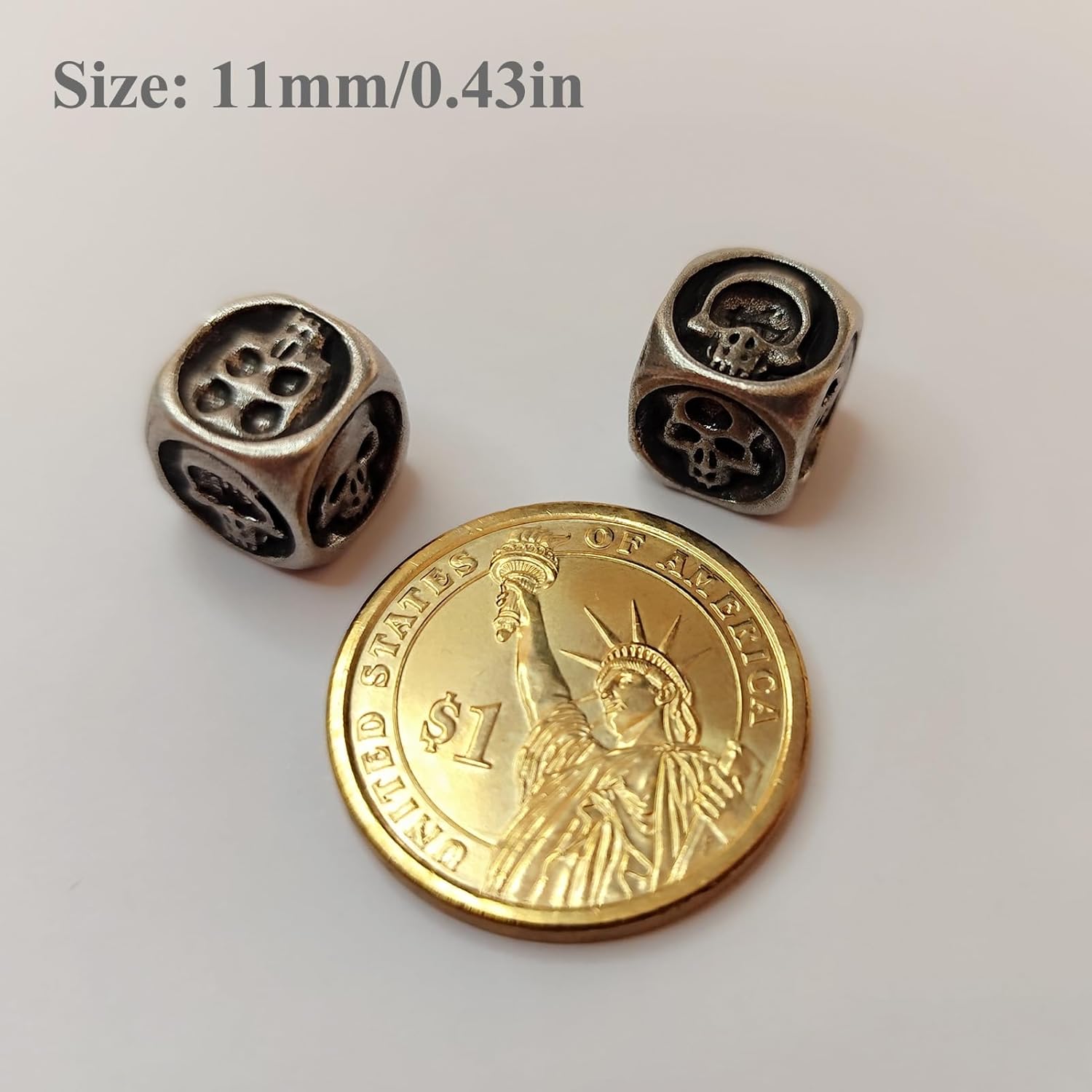 Mini Metal Dice Set, Unique D6 Tiny Zinc Alloy Dice Sets, Small Cool 6 Sided Pirates Dice Bulk, Micro Six Sided Gaming Dice (2pack) (Skull, 2)