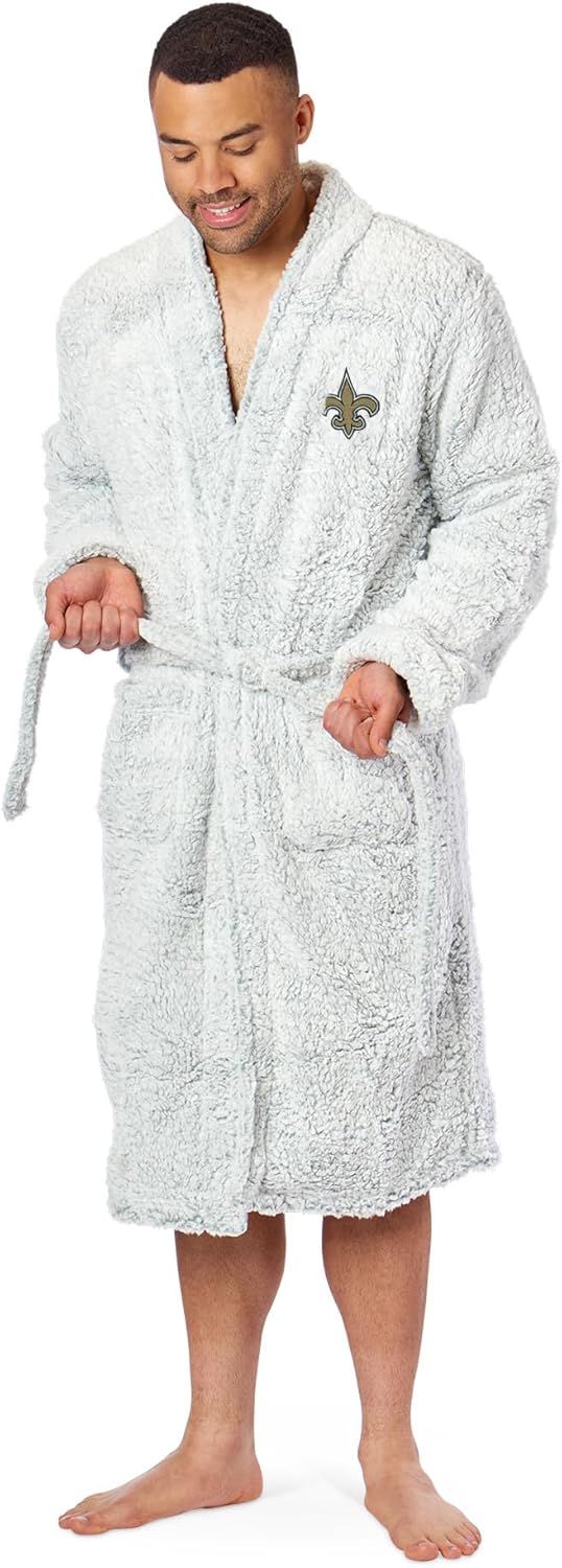 Northwest NFL Sherpa Bath Robe, Small/Medium - Image 2