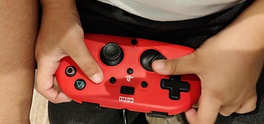 Wired Mini Gamepad for Kids - PlayStation 4 Controller - Officially ...