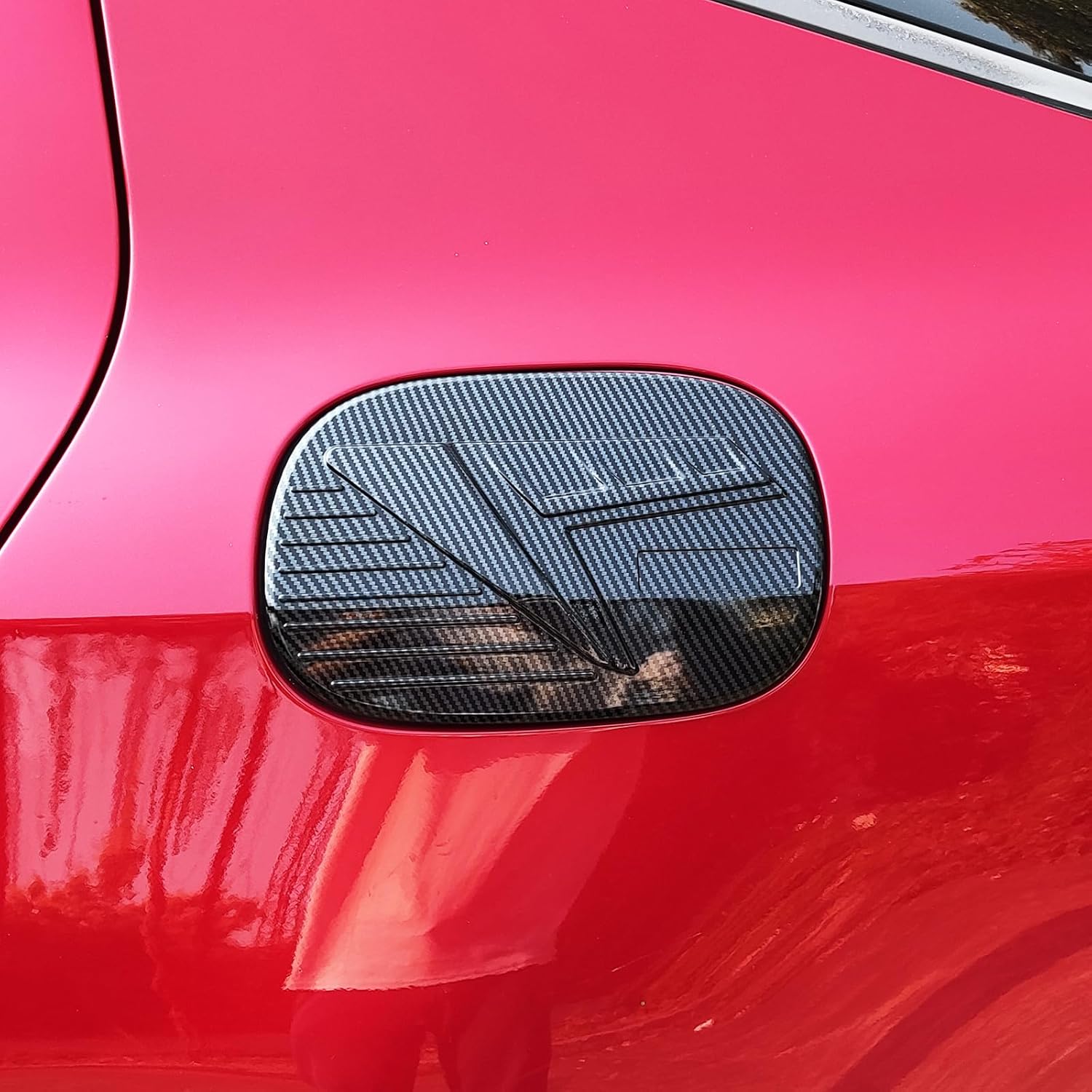 YOUTOOCAR Carbon Fiber Pattern Gas Cap Cover Compatible with Kia Stinger 2018-2023 Accessories