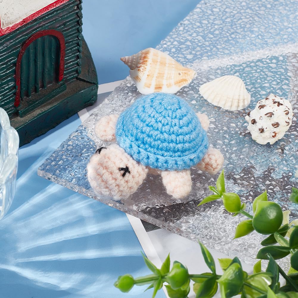 WEBEEDY Set di 4 portachiavi fai da te con tartarughe all'uncinetto, kit per principianti per adulti con video passo-passo, fatto a mano, per regali di anniversario e compleanno