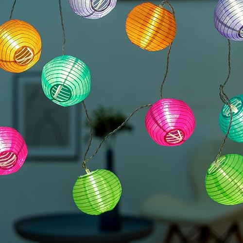 SWEET SHINE Guirnalda de luces multicolor con adaptador de corriente USB, cable transparente de 8.7 pies, 10 faroles de nailon impermeables, 8