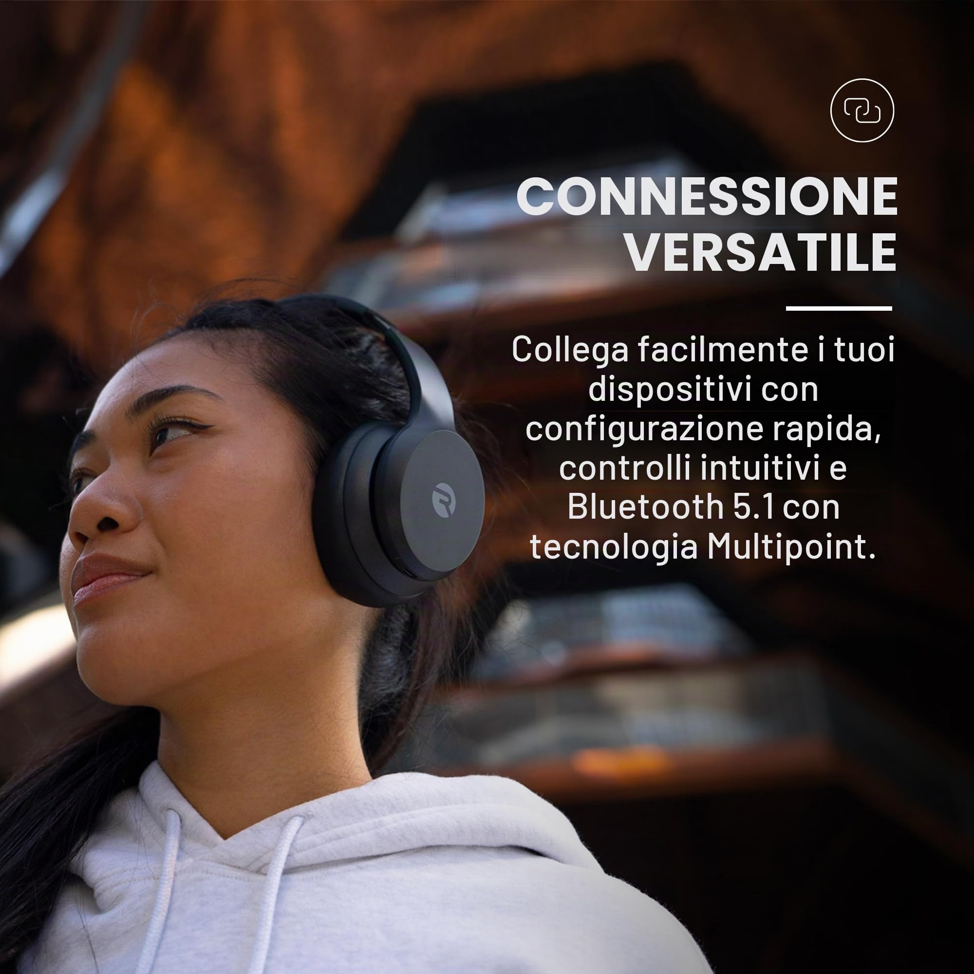 Raycon Cuffie Fitness - Cuffie Over-Ear Wireless con 38 Ore di autonomia, cancellazione Attiva del Rumore, Comando vocale, Cuscinetti Auricolari intercambiabili, Resistenza all'Acqua IPX4, (Bianco)