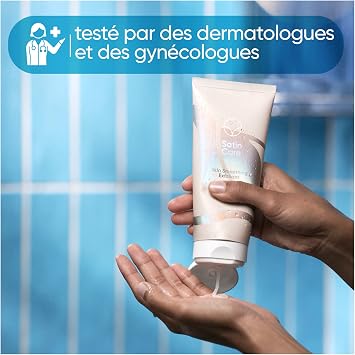Gillette Venus Satin Care Pre-Shave Exfoliant for Skin and Pubic Hair, for Use During or Between Days of Hair Removal of the Intimate Areas, Gentle Fragrance-Free Formula