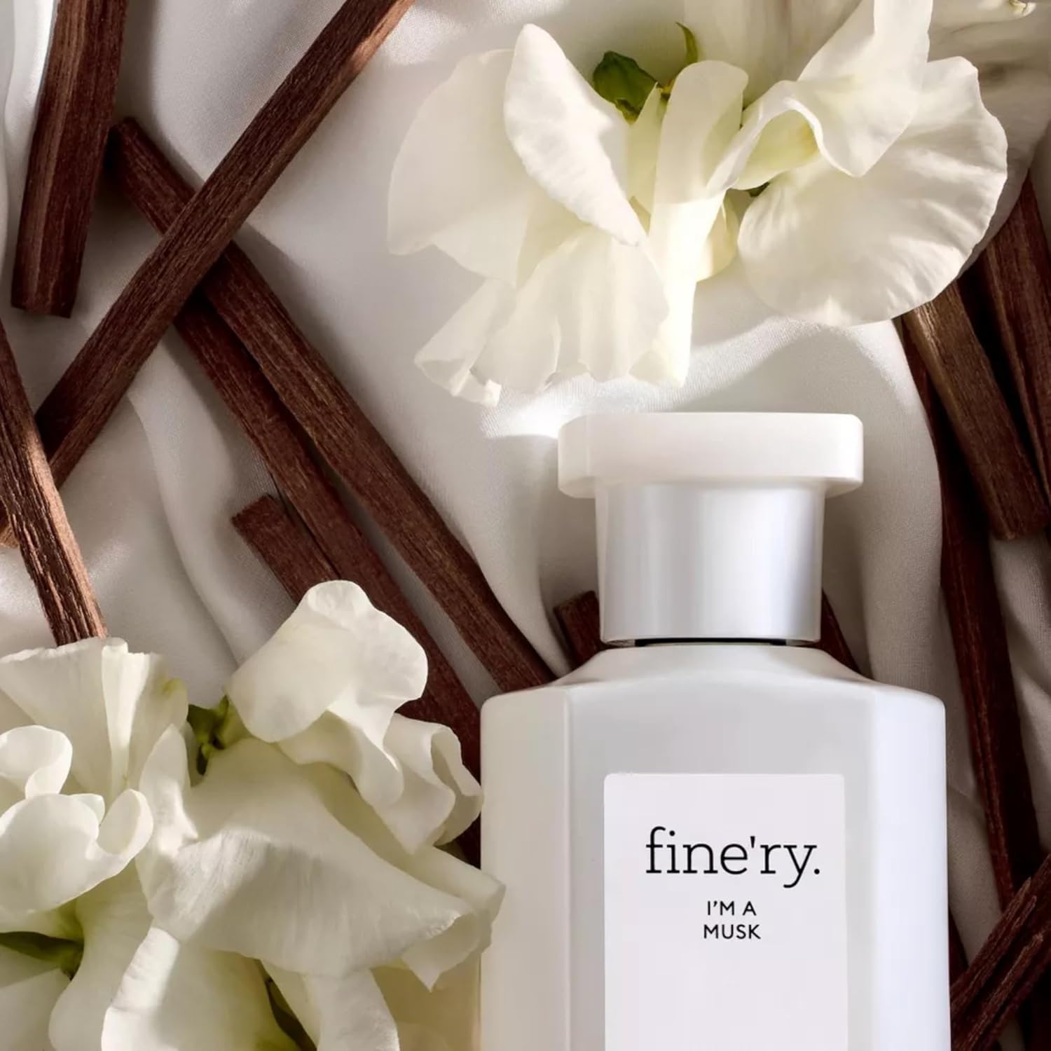 Fine'ry I'm a Musk Eau de Parfum – Long-Lasting Perfume for Women & Men, Unisex Cologne - Fluffy Musk, Cotton Blossom & Creamy Sandalwood - Clean, Cozy, Full Size Hair & Body Fragrance (60mL) - Image 4