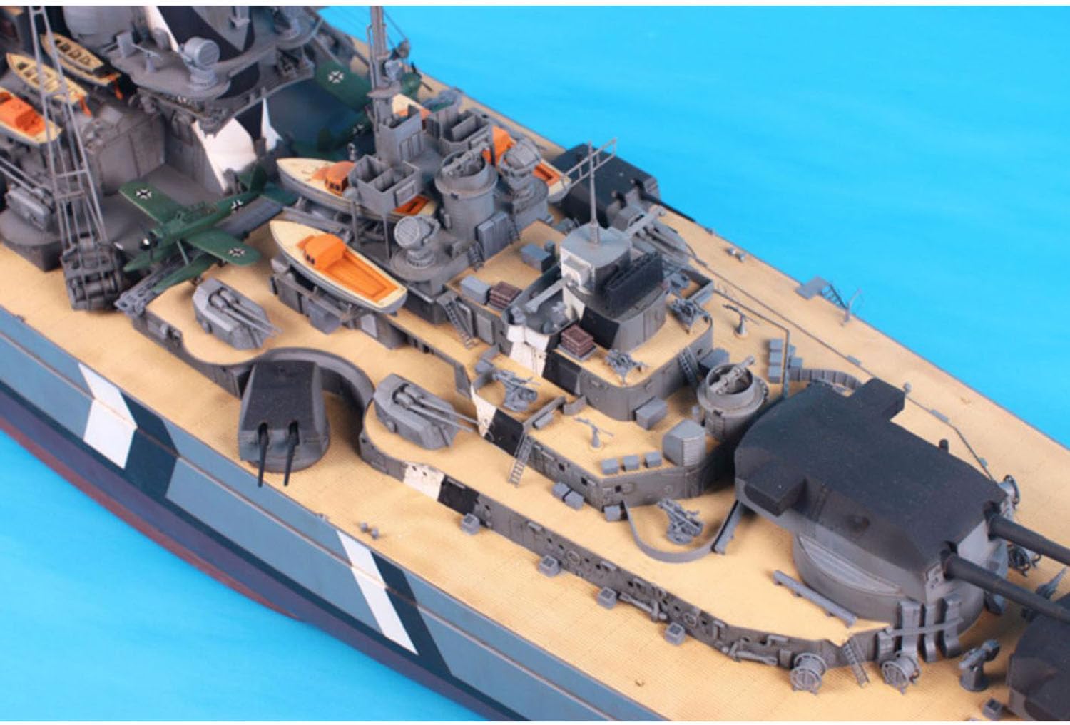 TOUCAN RC HOBBY US in Stock 1/200 03702 Warship German KM Bismarck Battleship Static Model