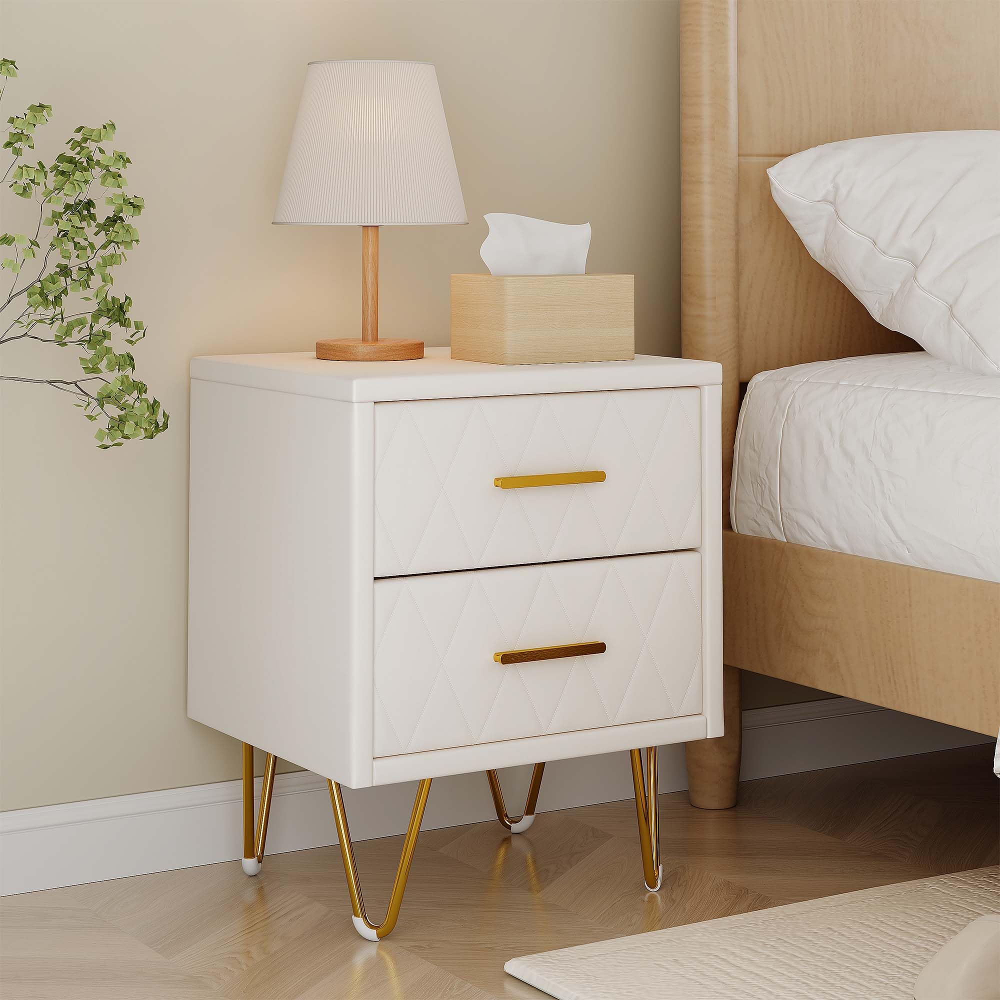 2 Tables De Chevet En Velours Beige Avec Tiroirs – Base Métal Doré, Dimensions 40x40x50 Cm, Charge 80 Kg