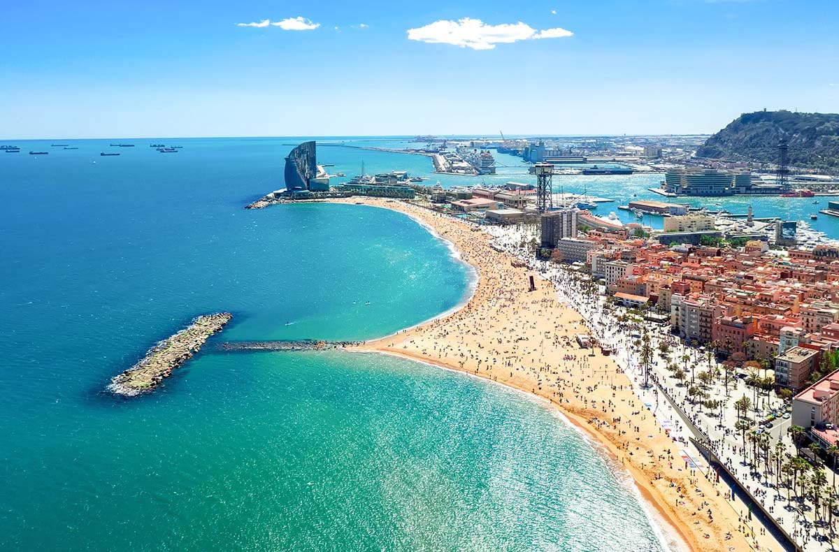 JOCHEN SCHWEIZER Geschenkgutschein: Städtetrip Barcelona mit Sagrada Familia für 2 (2 Nächte)