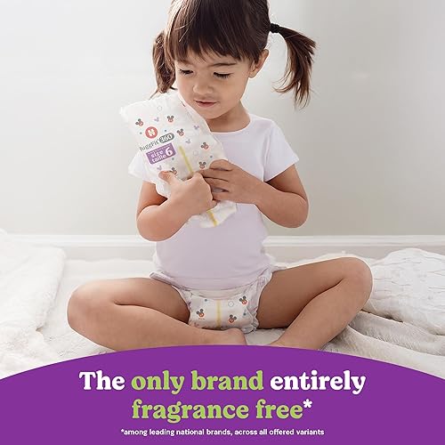 Miniatura 7 de Huggies Pañales para bebé tamaño 4, pañales Little Movers HuggFit de 360 con cintura de 360, talla 4 (22-37 libras), 116 unidades, el embalaje puede