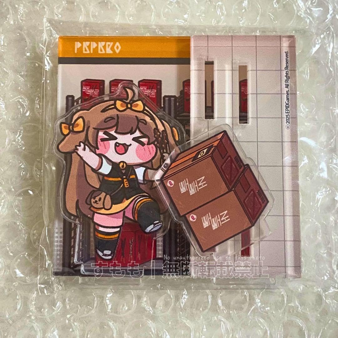 トリッカル もちもちほっペ大作戦 タペストリー バター Amazon.co.jp: トリッカル ペペロ バター アクリルスタンド もちもち