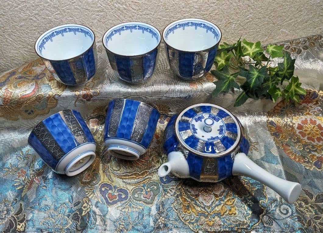 Amazon.co.jp: 賞美堂本店 其泉作「銀呉須十草茶器セット」煎茶 : おもちゃ