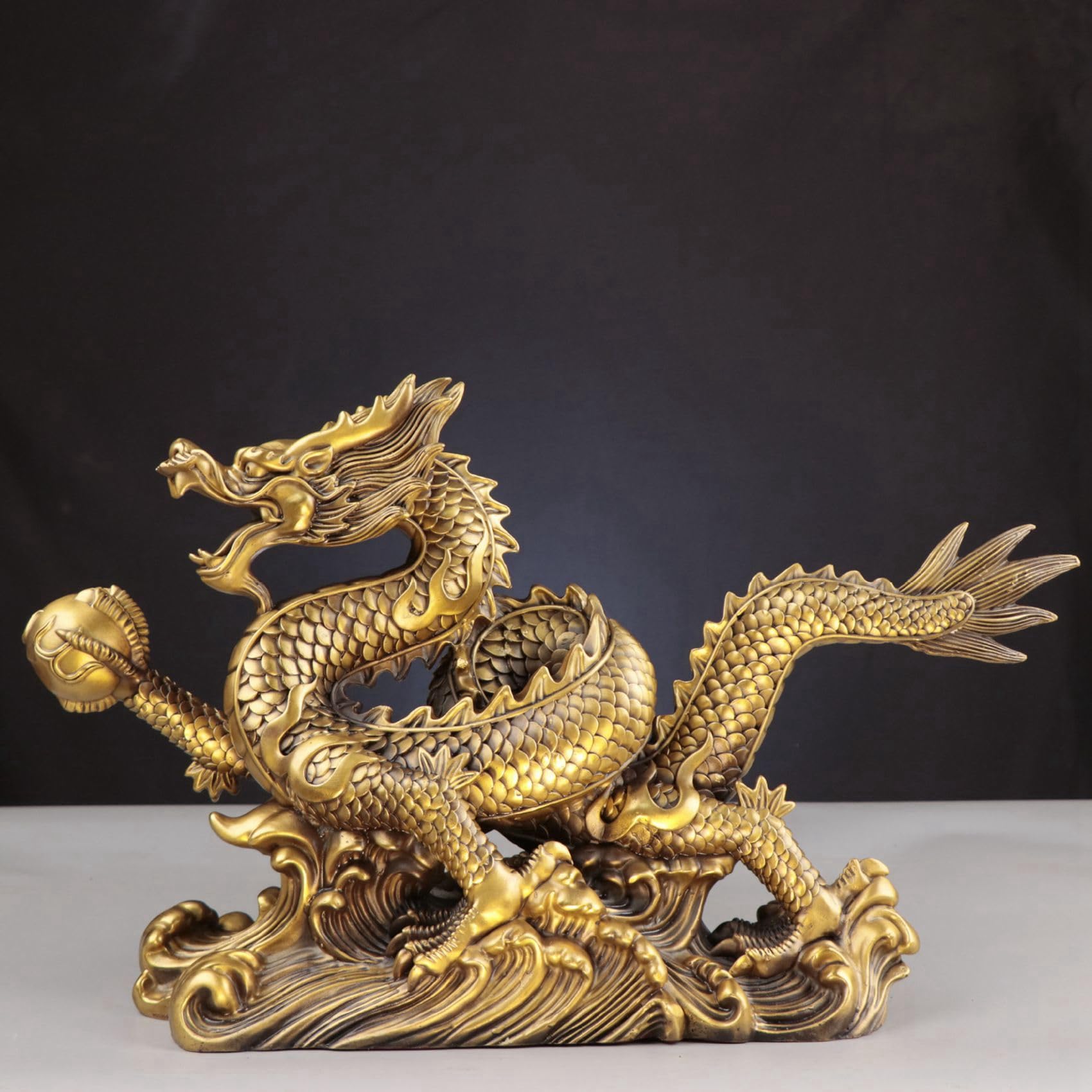 Latón Feng Shui dragón estatua de dragón dorado escultura ornamentos para la riqueza y el éxito buenos amuletos de la suerte regalos