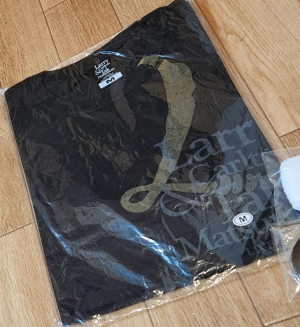 Amazon.co.jp: B'z Takahiro Matsumoto x Larry Carlton T-shirt